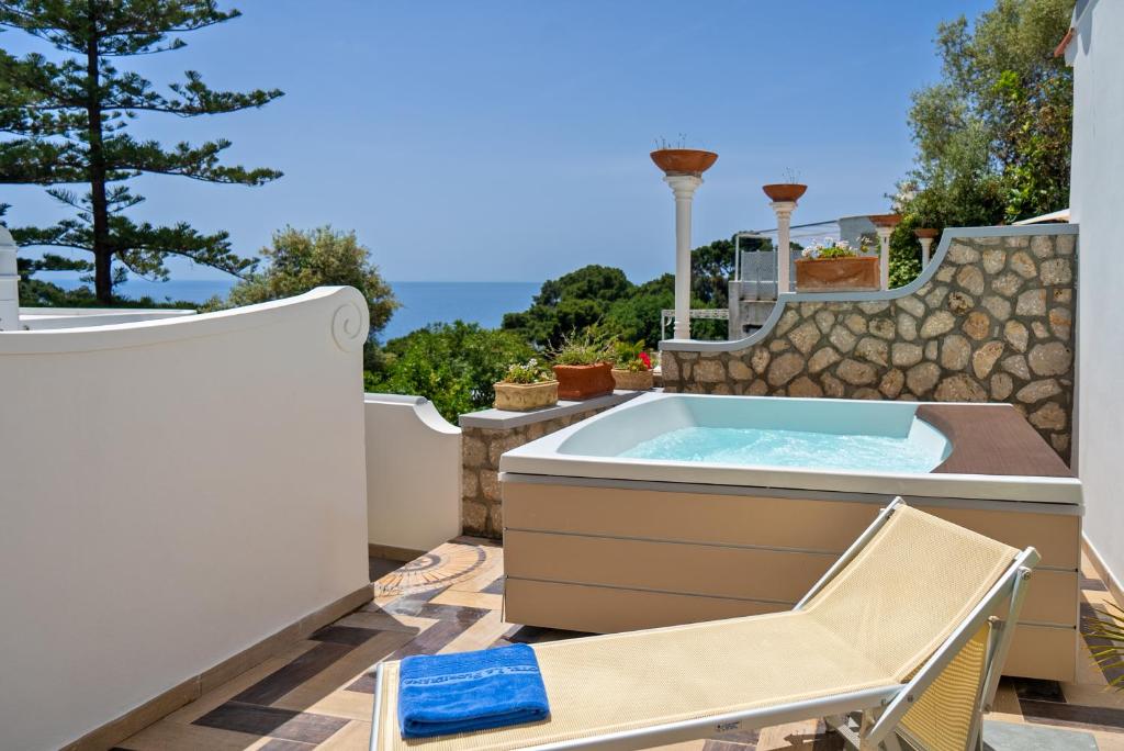 Hotel La Floridiana Capri con Vasca Idromassaggio in Camera