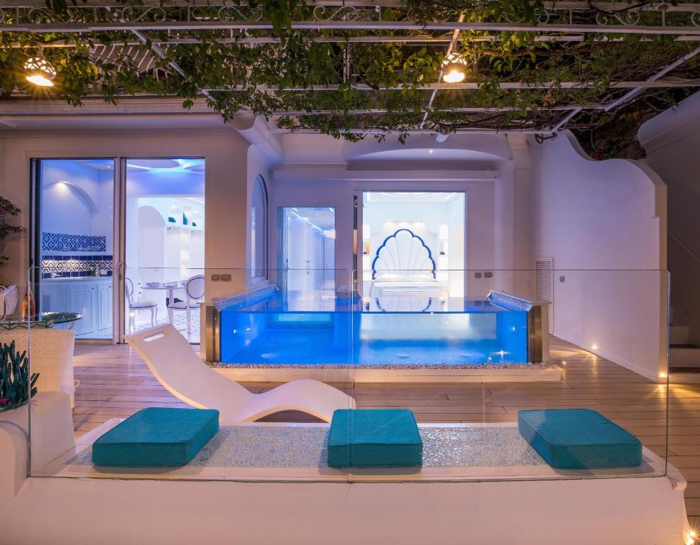 Hotel Villa Fiorentino Positano con Jacuzzi in Camera Hotel Villa Fiorentino Positano con Jacuzzi in Camera