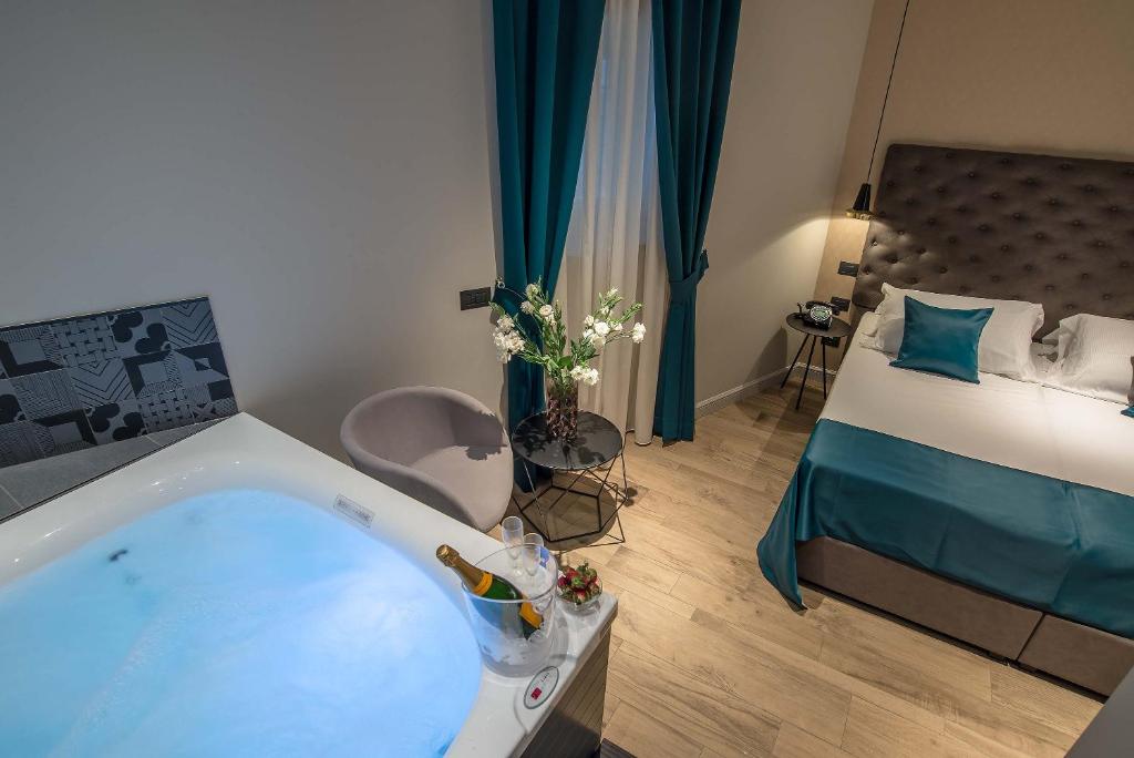 Navona Street Hotel Roma con Vasca Idromassaggio in Camera Navona Street Hotel Roma con Vasca Idromassaggio in Camera