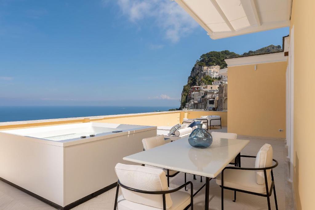 Palazzo M Capri con Piscina Privata in Camera