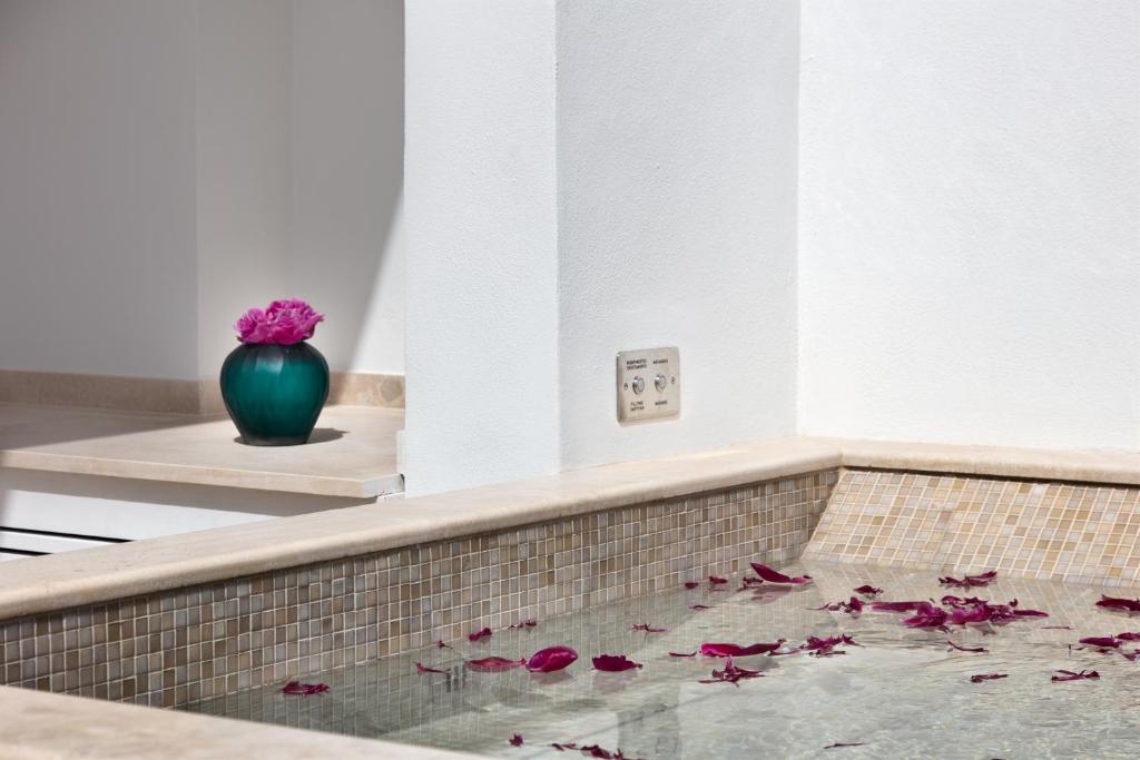 Pazziella Garden & Suites Capri con Vasca Idromassaggio in Camera