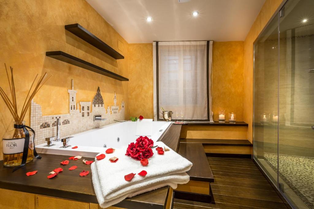 Piazza Pitti Palace Firenze Residenza d'Epoca con Jacuzzi in Camera