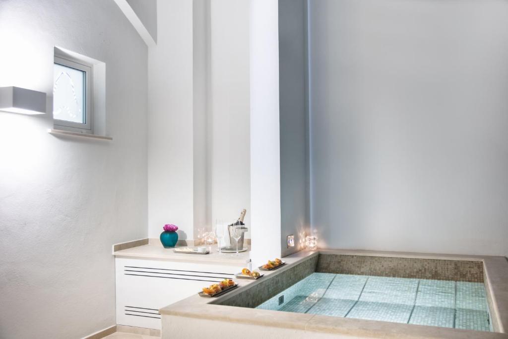 Piscina Idromassaggio Pazziella Garden & Suites Capri