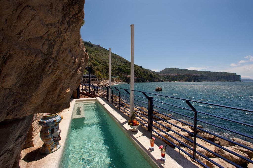 Piscina Jacuzzi Capo la Gala Hotel&Wellness Vico Equense