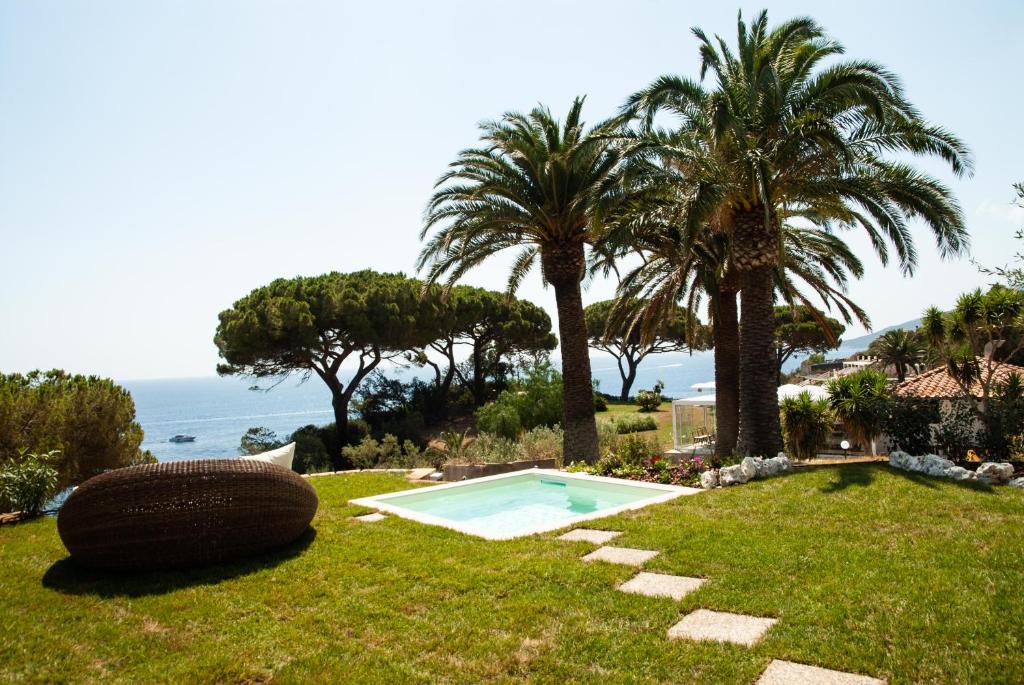 Piscina Privata in Camera Vista Mare Toscana Resort Capo Bianco