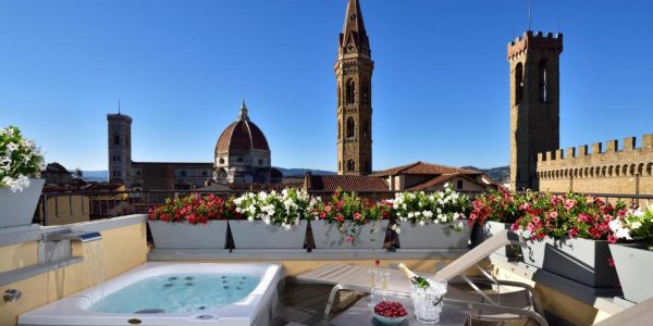 San Firenze Suites & Spa con Piscina Privata in Terrazza Firenze