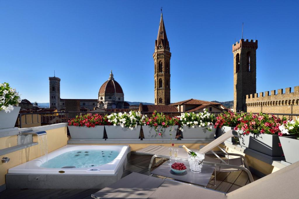 San Firenze Suites & Spa con Piscina Privata in Terrazza Firenze