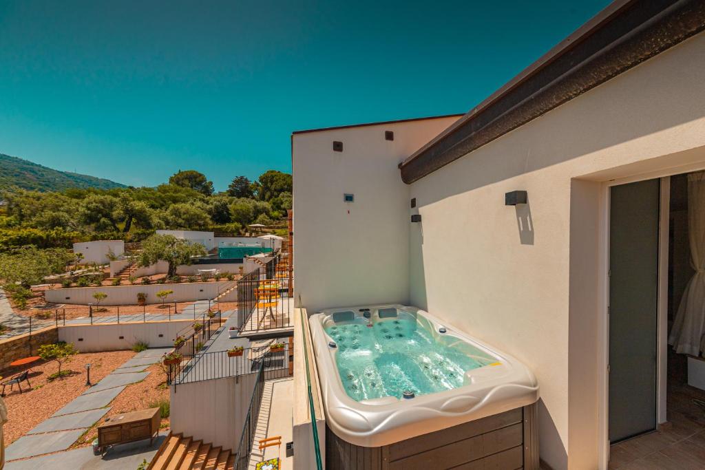 Vasca Idromassaggio Cefalù Villa Totò Resort Vasca Idromassaggio Cefalù Villa Totò Resort