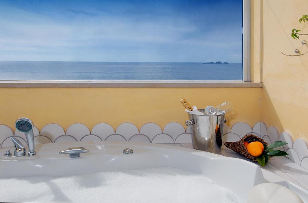 Vasca Idromassaggio Hotel Marincanto Positano Vasca Idromassaggio Hotel Marincanto Positano