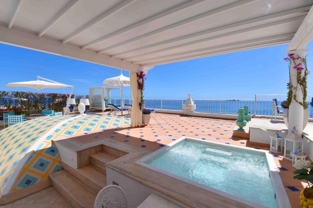 Villa Boheme Exclusive Luxury Suites Positano con Piscina Privata Vista sul Mare Villa Boheme Exclusive Luxury Suites Positano con Piscina Privata Vista sul Mare