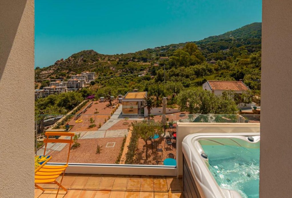 Villa Totò Resort Cefalù con Jacuzzi Privata in Camera Villa Totò Resort Cefalù con Jacuzzi Privata in Camera